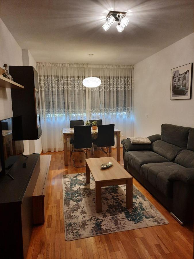 Apartamento Bulevar Burgo Buitenkant foto